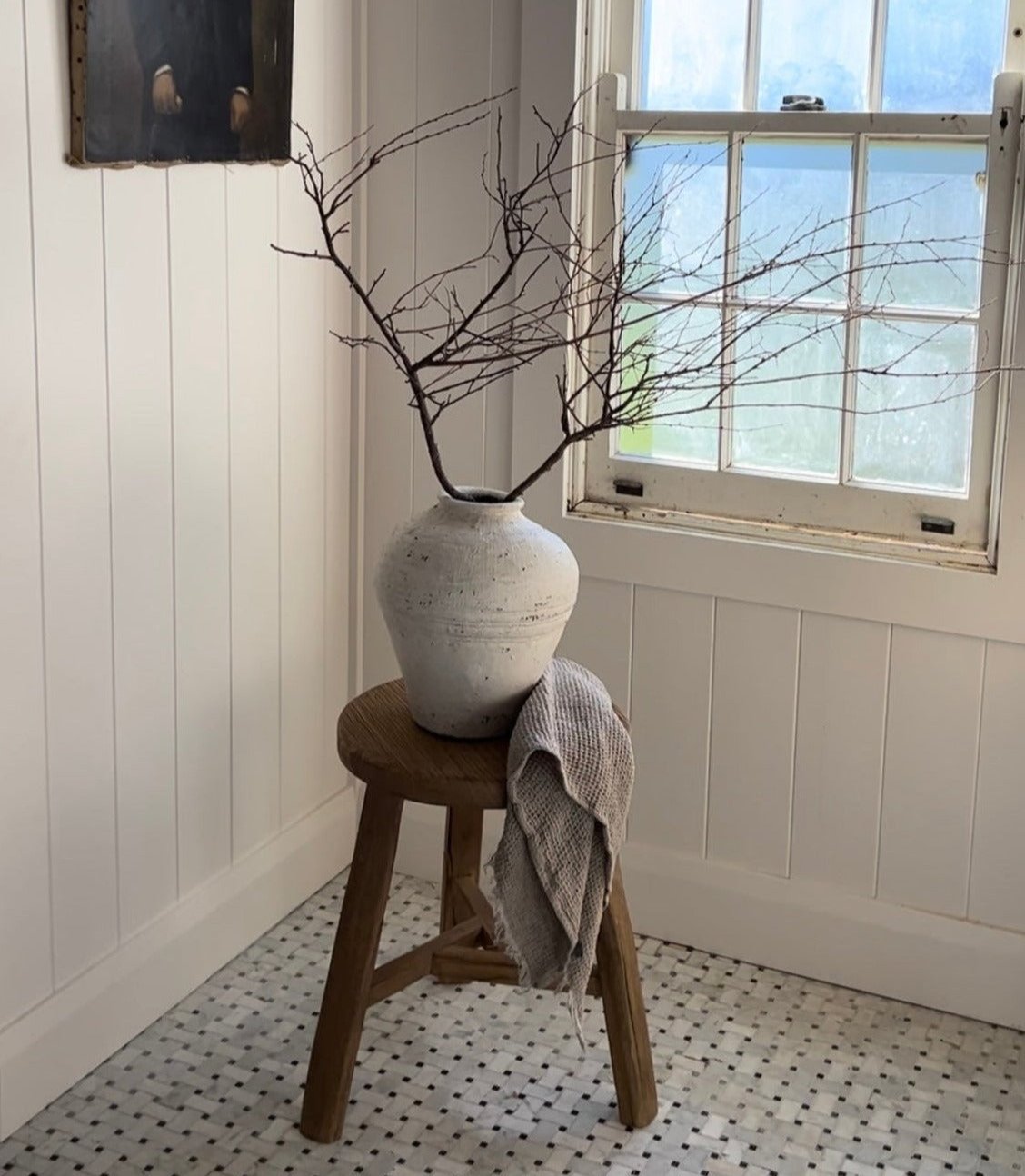 Round Elm Stool - Triangle Base